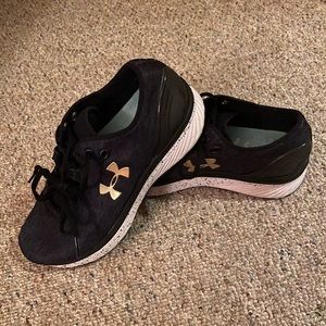Under Armour shoes ❤️